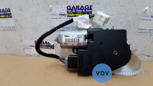 Used Sunroof motor Mercedes C Estate (S204) 2.2 C-200 CDI 16V BlueEFFICIENCY Price on request offered by Autoparts Van De Velde
