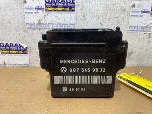 Używane Przekaznik swiec zarowych Mercedes E (W124) 2.0 200 Cena na żądanie oferowane przez Autoparts Van De Velde