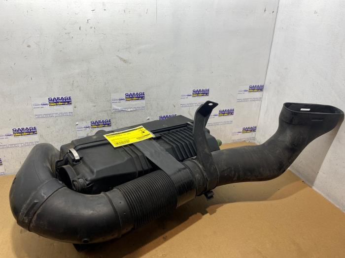 Begagnade Luftfilterhus Mercedes C Combi (S203) 2.2 C-200 CDI 16V Pris € 36,30 Inklusive moms erbjuds av Autoparts Van De Velde