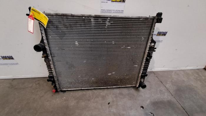 Usagé Radiateur Mercedes R (W251) 3.0 320 CDI 24V 4-Matic Prix € 108,90 Prix TTC proposé par Autoparts Van De Velde