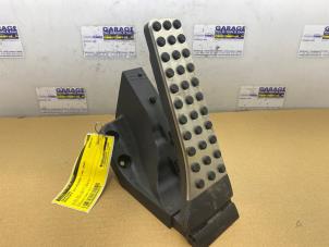 Used Accelerator pedal Mercedes GLC Coupe (C253) 2.0 300d 16V 4-Matic Price on request offered by Autoparts Van De Velde