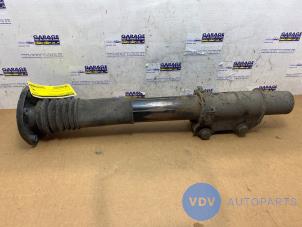 Used Front shock absorber, right Mercedes Sprinter 5t (906.15/906.25) 513 CDI 16V Price on request offered by Autoparts Van De Velde