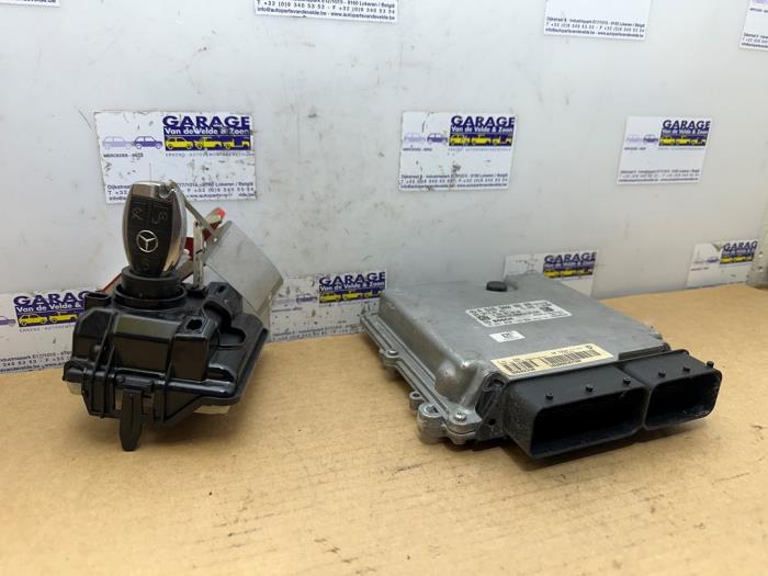 Used Ignition lock + computer Mercedes C (W205) C-200 1.6 CDI BlueTEC, C-200 d 16V Price € 151,25 Inclusive VAT offered by Autoparts Van De Velde