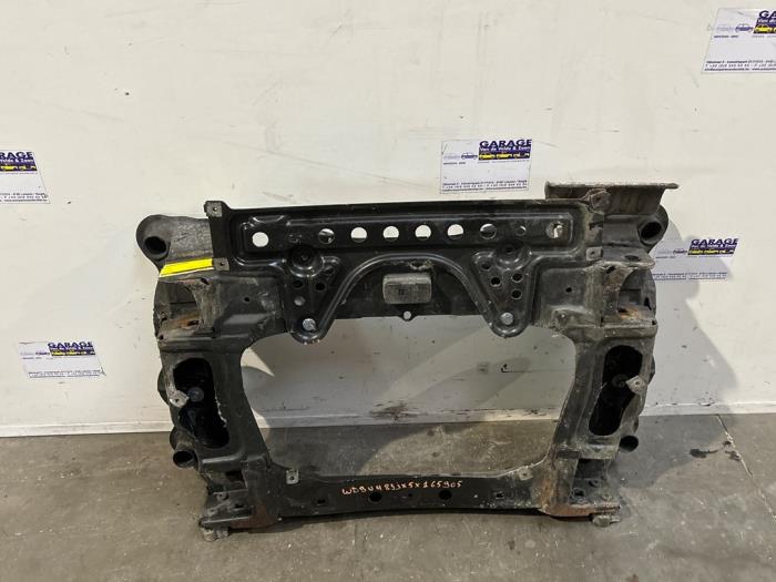 Usados Subchasis Mercedes E (W211) 5.0 E-500 4-Matic V8 24V Precio € 151,25 IVA incluido ofrecido por Autoparts Van De Velde