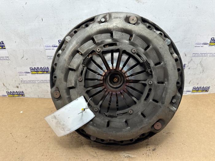 Used Flywheel Mercedes C (W203) 2.2 C-220 CDI 16V Price € 121,00 Inclusive VAT offered by Autoparts Van De Velde