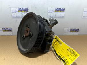 Used Power steering pump Mercedes C (W203) 2.2 C-220 CDI 16V Price on request offered by Autoparts Van De Velde