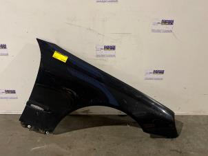 Used Front wing, right Mercedes CLK (R209) 1.8 200 K 16V Price on request offered by Autoparts Van De Velde