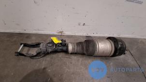 Used Fronts shock absorber, left Mercedes GLE Coupe (C292) 350d 3.0 V6 24V BlueTEC 4-Matic Price on request offered by Autoparts Van De Velde