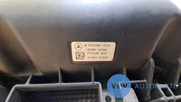 Obudowa filtra powietrza z Mercedes-Benz C (W205) C-180 1.6 16V 2015