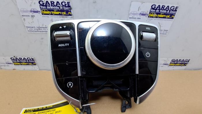 Used On-board computer controller Mercedes C (W205) C-180 1.6 16V Price € 60,50 Inclusive VAT offered by Autoparts Van De Velde