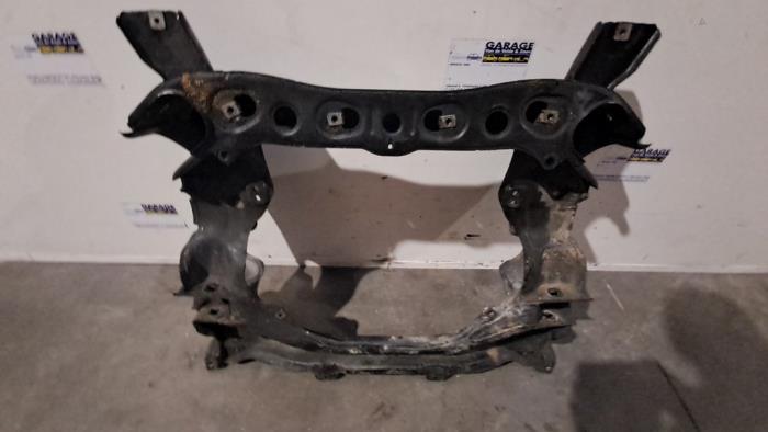 Used Subframe Mercedes E Estate (S212) E-350 CDI V6 24V BlueEfficiency Price € 332,75 Inclusive VAT offered by Autoparts Van De Velde
