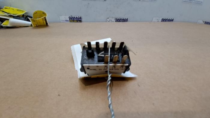 Voltage Regulator For Mercedes E-Class, SL, CLK, S, C, CL - Part # 0021549206 Replacement