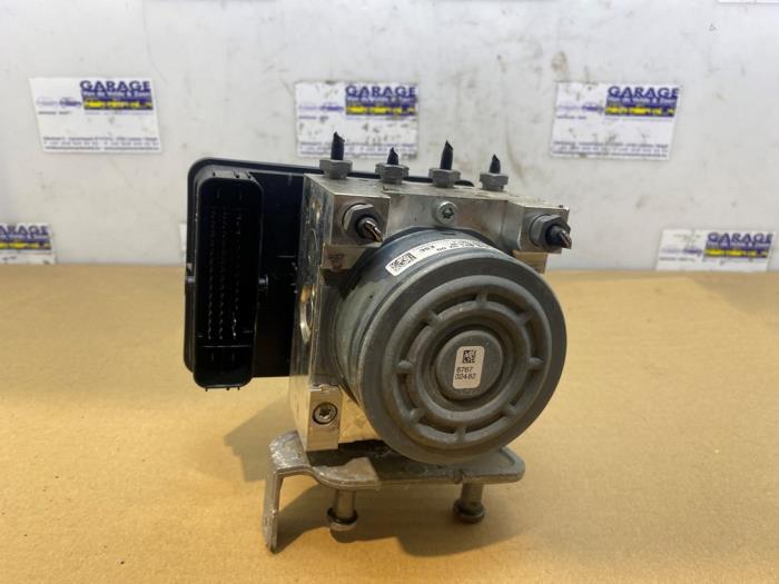 Gebrauchte ABS Pumpe Mercedes C Estate (S205) C-200 BlueTEC, C-200 d 1.6 16V Preis € 151,25 Mit Mehrwertsteuer angeboten von Autoparts Van De Velde