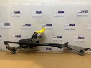 Used Wiper motor + mechanism Mercedes CLA (117.3) 2.2 CLA-200 CDI, 200 d 16V Price on request offered by Autoparts Van De Velde