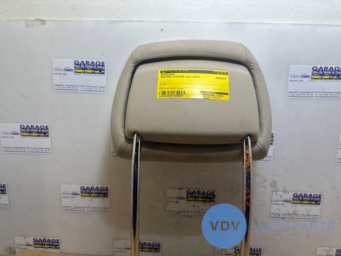 Headrest Mercedes E E220 CDI 16V BlueEfficiency,BlueTEC A21297020808S06