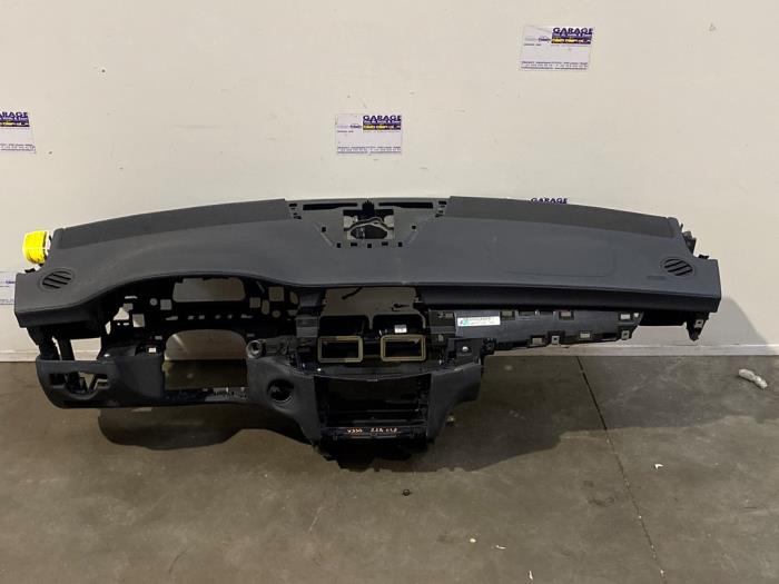 Używane Panel Mercedes CLS (C218) 350 CDI BlueEfficiency 3.0 V6 24V Cena € 363,00 Z VAT oferowane przez Autoparts Van De Velde