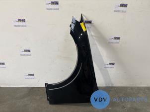 Used Front wing, left Mercedes E (W213) E-200 2.0 Turbo 16V Price € 356,95 Inclusive VAT offered by Autoparts Van De Velde