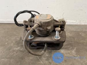 Used Front brake calliper, right Mercedes C (W204) 1.8 C-180 CGI 16V Price on request offered by Autoparts Van De Velde