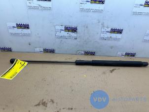 Used Bonnet gas strut, right Mercedes ML II (164/4JG) 3.0 ML-320 CDI 4-Matic V6 24V Price on request offered by Autoparts Van De Velde