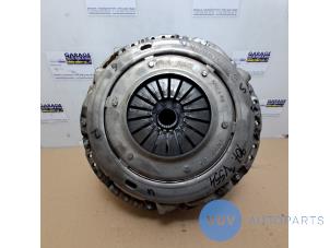 Used Flywheel Mercedes Sprinter 5t 516 CDI 2.1 D RWD Price on request offered by Autoparts Van De Velde