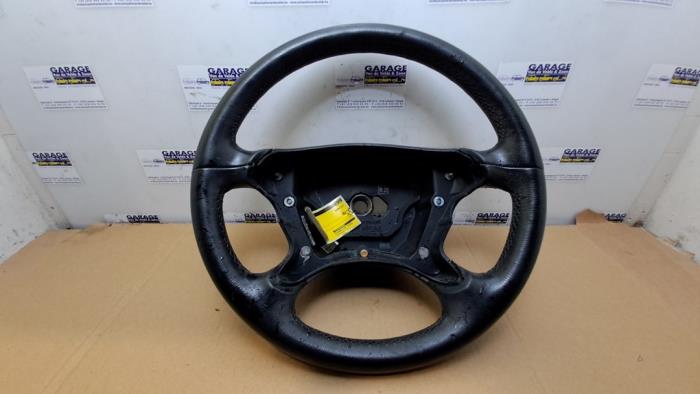 Steering wheel from a Mercedes-Benz CLK (W209) 2.2 220 CDI 16V 2006