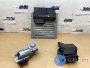 Used Ignition lock + computer Mercedes CLK (W209) 1.8 200 K 16V Price on request offered by Autoparts Van De Velde