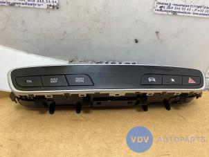 Used Switch (miscellaneous) Mercedes E (W213) E-200 EQ Boost 2.0 Turbo 16V 4-Matic Price on request offered by Autoparts Van De Velde