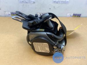 Used Rear seatbelt, right Mercedes A (W169) 1.5 A-160 Price on request offered by Autoparts Van De Velde