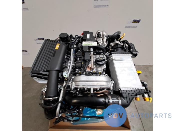 Motor de un Mercedes-Benz GLC (X253) 2.0 300 e 16V 4-Matic 2017