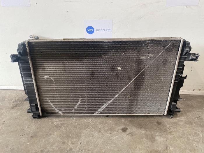 Usagé Radiateur Mercedes Sprinter 3t (906.61) 218 CDI 24V Prix € 121,00 Prix TTC proposé par Autoparts Van De Velde