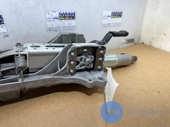 Steering column housing complete from a Mercedes-Benz CLA Shooting Brake (117.9) 1.6 CLA-180 16V 2015