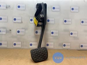 Used Brake pedal Mercedes CLA Shooting Brake (117.9) 2.2 CLA-200 CDI 16V Price on request offered by Autoparts Van De Velde
