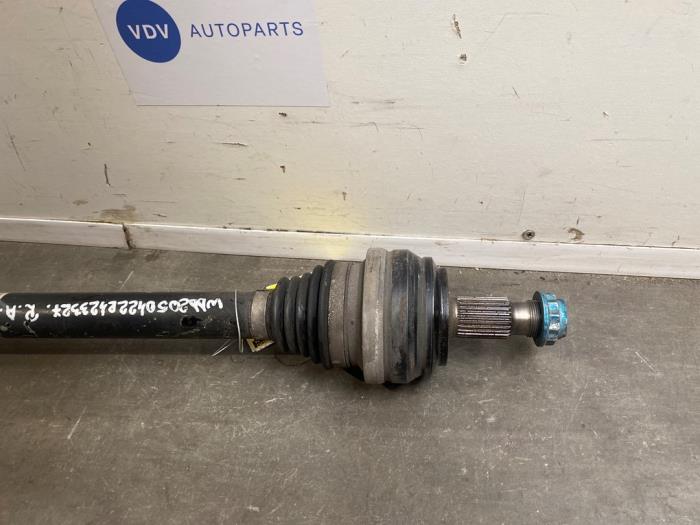 Drive shaft, rear right from a Mercedes-Benz C (R205) C-200 2.0 Turbo 16V 2022