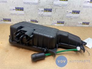 Used Air reservoir Mercedes E (W213) E-220d 2.0 Turbo 16V Price € 36,30 Inclusive VAT offered by Autoparts Van De Velde