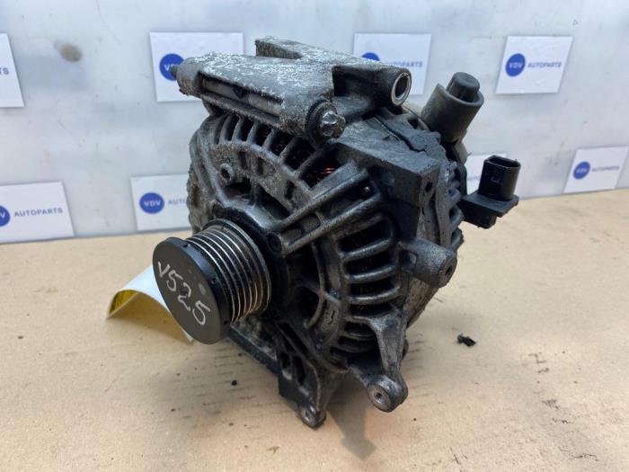 Begagnade Dynamo Mercedes E Combi (S211) 2.2 E-220 CDI 16V Pris € 108,90 Inklusive moms erbjuds av Autoparts Van De Velde