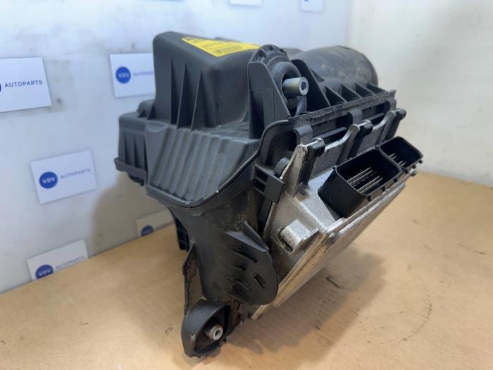 Gebrauchte Luftfiltergehäuse Mercedes A (W169) 1.5 A-160 Preis € 30,25 Mit Mehrwertsteuer angeboten von Autoparts Van De Velde