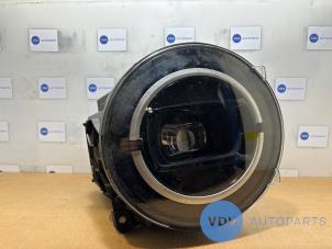 Used Headlight, right Mercedes G (463) G 350 d 2.9 24V Price € 1.513,71 Inclusive VAT offered by Autoparts Van De Velde