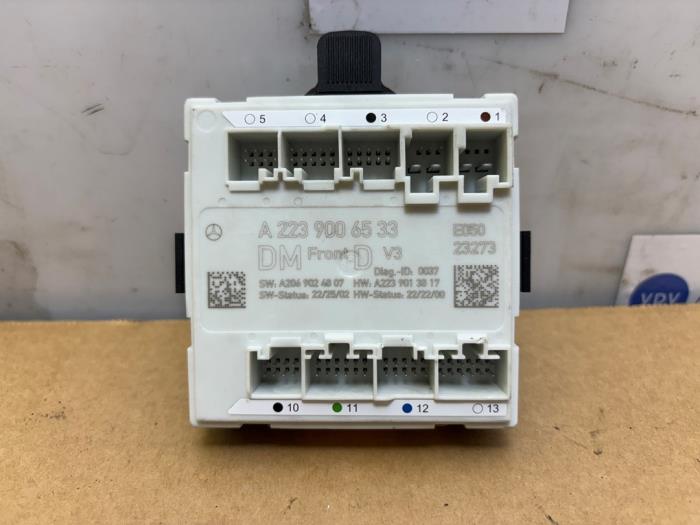 Central door locking module Mercedes S 3.0 S-350d - A2239006533