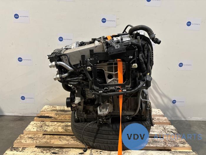 Engine from a Mercedes-Benz GLC (X253) 2.0 250 16V 4-Matic 2017