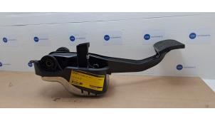 Used Brake pedal Mercedes GLC (X253) 2.0 250 16V 4-Matic Price € 42,35 Inclusive VAT offered by Autoparts Van De Velde