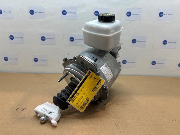 Usagé Servo frein Mercedes S Lang (V223) 3.0 S-580e 24V 4-Matic Prix € 272,25 Prix TTC proposé par Autoparts Van De Velde