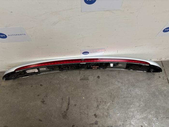 Third brake light Mercedes E E-250 CDI 16V BlueEfficiency - A2128200156