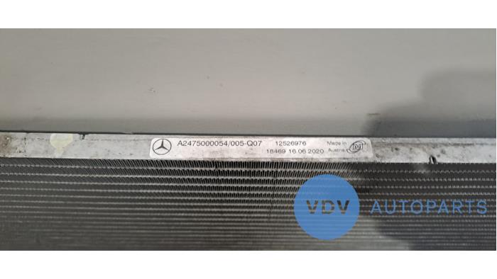 Condenseur de climatisation d'un Mercedes-Benz A (177.0) 1.3 A-250 e Turbo 16V 2020
