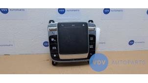 Used On-board computer controller Mercedes B (W247) 2.0 B-200d Price € 151,25 Inclusive VAT offered by Autoparts Van De Velde