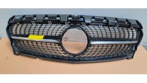 Used Grille Mercedes CLA (117.3) 1.6 CLA-200 16V Price on request offered by Autoparts Van De Velde