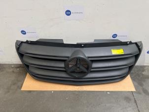 Used Grille Mercedes Sprinter 3,5t (907.6/910.6) 314 CDI 2.1 D RWD Price € 223,85 Inclusive VAT offered by Autoparts Van De Velde