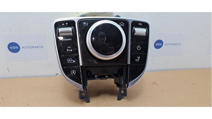 Usagé Commande ordinateur de bord Mercedes E Estate (S213) E-200d 1.6 Turbo 16V Prix € 121,00 Prix TTC proposé par Autoparts Van De Velde