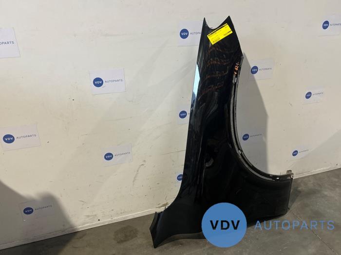 Front wing, right from a Mercedes-Benz GLC (X253) 2.2 250d 16V BlueTEC 4-Matic 2016