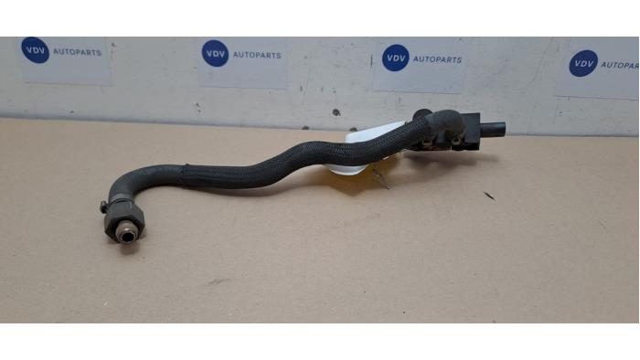 Begagnade Bränsletryckssensor Mercedes AMG GT (C190) 4.0 V8 Biturbo Pris € 30,25 Inklusive moms erbjuds av Autoparts Van De Velde