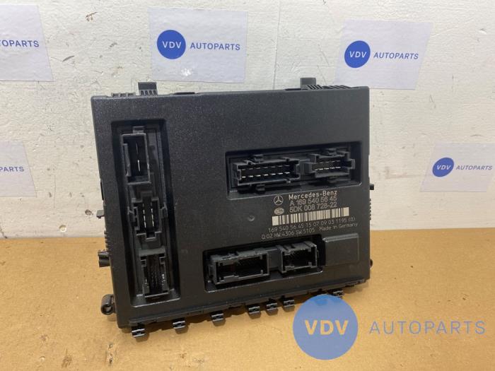 Komfortmodul från en Mercedes-Benz B (W245) 2.0 B-200 CDI 16V 2007